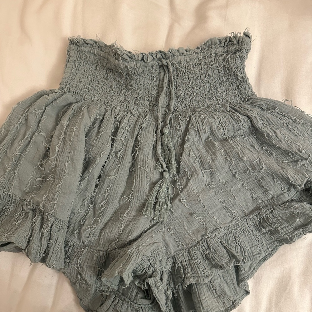 Urban outfitters worn only once beachy shorts 💙